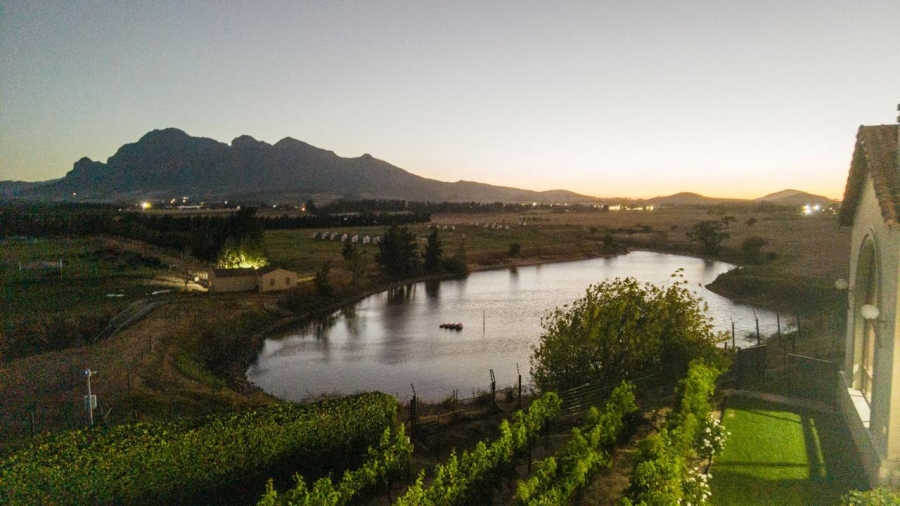 5 Bedroom Property for Sale in Winelands Western Cape